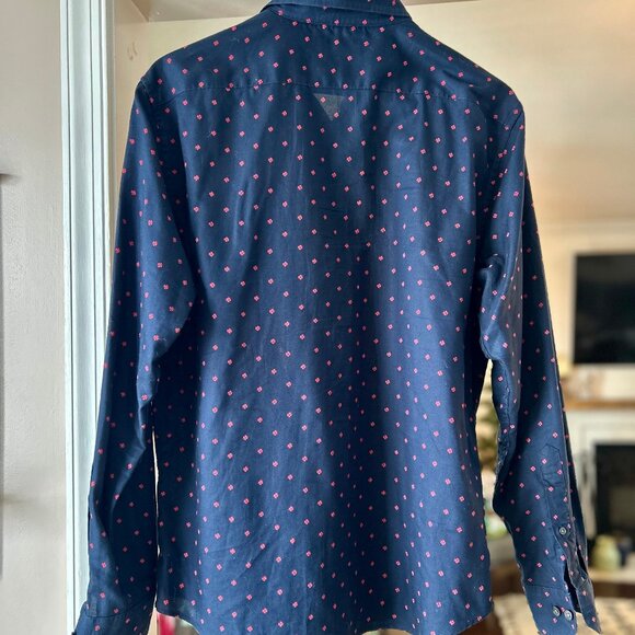 Banana Republic Men's Navy and Red Cotton Untucked Fit Button Down Shirt Size M - Picture 3 of 9